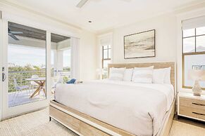 Monarch by Avantstay Stunning Estate 1 Block to Beach, Swim Up Bar, Ho