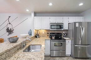 Etta Place Too 107 by Avantstay Close to Town & The Slopes! In Complex