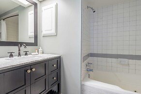 Etta Place Too 107 by Avantstay Close to Town & The Slopes! In Complex