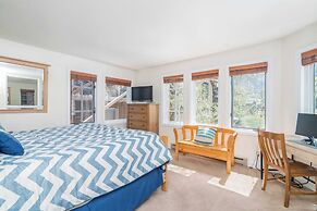 Etta Place Too 107 by Avantstay Close to Town & The Slopes! In Complex