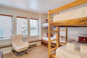 Etta Place Too 107 by Avantstay Close to Town & The Slopes! In Complex