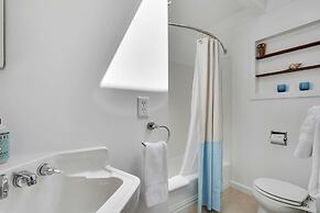 Modern Love by Avantstay Serene Home in Arch Cape w/ Large Yard in Gre