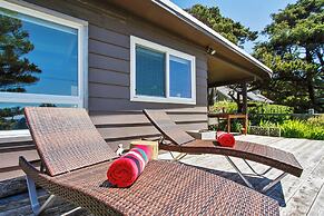 Modern Love by Avantstay Serene Home in Arch Cape w/ Large Yard in Gre