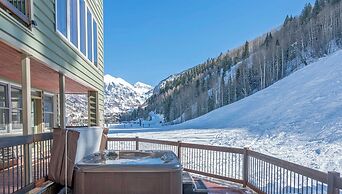 Etta Place Too 103 by Avantstay Close to Town & The Slopes! In Complex