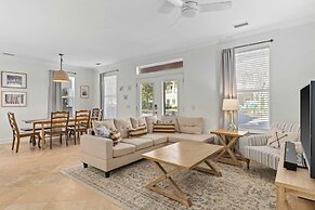 Coral By Avantstay Gorgeous Three Story Home w/ Two Balconies