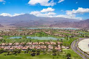 Jacinta by Avantstay Gorgeous & Spacious Getaway w/ Pool, Spa & Pool T