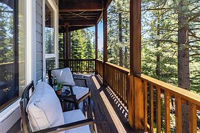 Sparrow by Avantstay Modern Mountain Retreat w/ Hot Tub, Pool Table & 