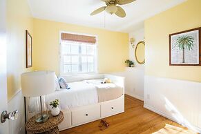 Kokomo by Avantstay Bayside Getaway w/ Fire Pit, & Large Outdoor Patio