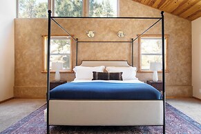 Bernard by Avantstay Luxurious Cabin in Big Bear w/ Hot Tub & Pool Tab