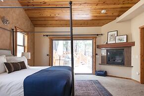 Bernard by Avantstay Luxurious Cabin in Big Bear w/ Hot Tub & Pool Tab