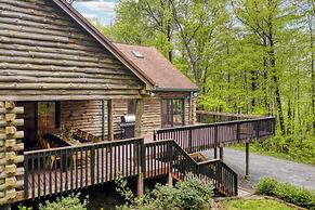 Half Moon by Avantstay 4BR Cabin w/ Large Deck & Yard w/ Patio & Outdo