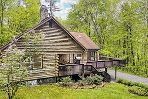 Half Moon by Avantstay 4BR Cabin w/ Large Deck & Yard w/ Patio & Outdo