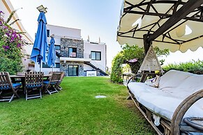 Bombien Yalıkavak  +13 Adult only
