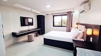 Staycation Hotel