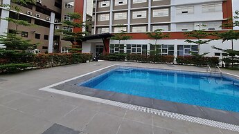 Staycation Hotel