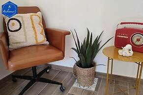 Stylish Apartment in Trapani City Center & Sea