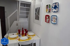 Stylish Apartment in Trapani City Center & Sea