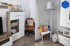 Stylish Apartment in Trapani City Center & Sea