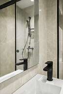 Ultra Chic Modern 4 Bedrooms Apartment in Athens