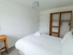 Harcombe House Bungalow 1