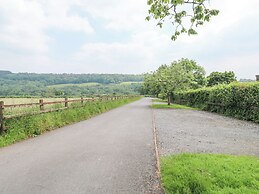Harcombe House Bungalow 1