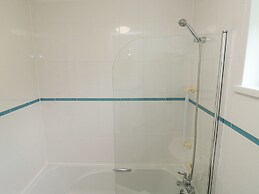 Harcombe House Bungalow 1