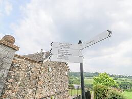 Harcombe House Bungalow 1