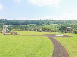 Harcombe House Bungalow 1