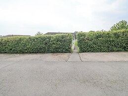 Harcombe House Bungalow 1