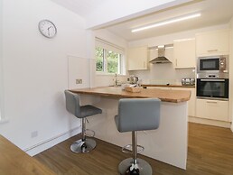 Harcombe House Bungalow 3