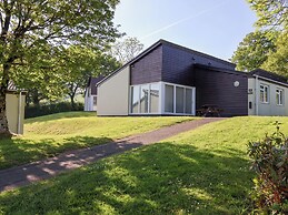 Harcombe House Bungalow 2