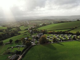 Harcombe House Bungalow 2