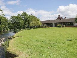 9 Eamont Park