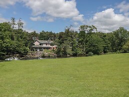 9 Eamont Park