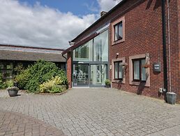 9 Eamont Park