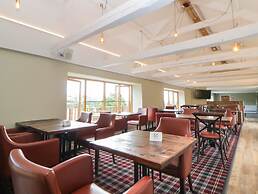 Harcombe House Bungalow 10