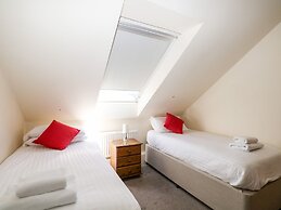 Flat 34 - Marine Court