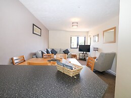 Flat 34 - Marine Court