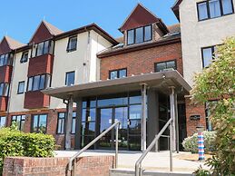 Flat 34 - Marine Court