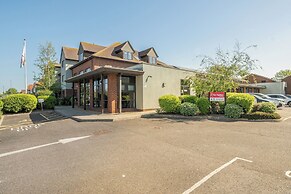 Marine Court Three Bedroom Second-floor Apartment 32
