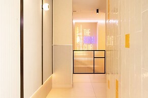 Petit Hostel Palacio Real