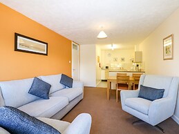 Flat 33 - Marine Court