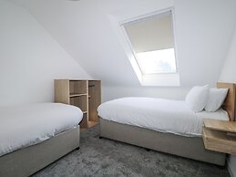 Flat 35 - Marine Court