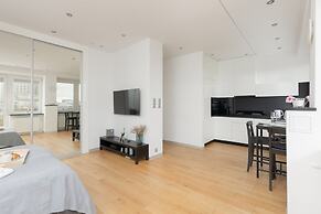 Studio Świętokrzyska Warsaw by Renters