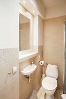 Studio Świętokrzyska Warsaw by Renters