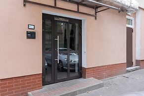 Studio Świętokrzyska Warsaw by Renters