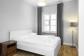 Rycerska Apartments Warsaw by Renters
