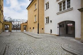 Rycerska Apartments Warsaw by Renters