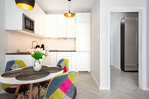 Rondo Wiatraczna Warsaw by Renters