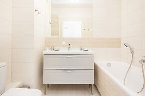 Rondo Wiatraczna Warsaw by Renters